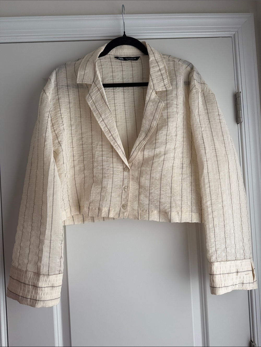 Zara Cream Cropped Pinstripe crinkled linen blend shirt